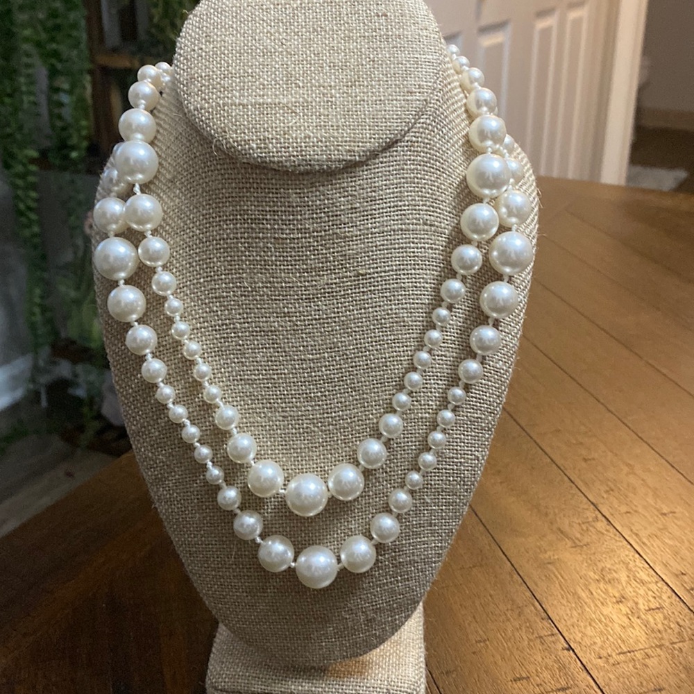 LOFT 20” pearl necklace